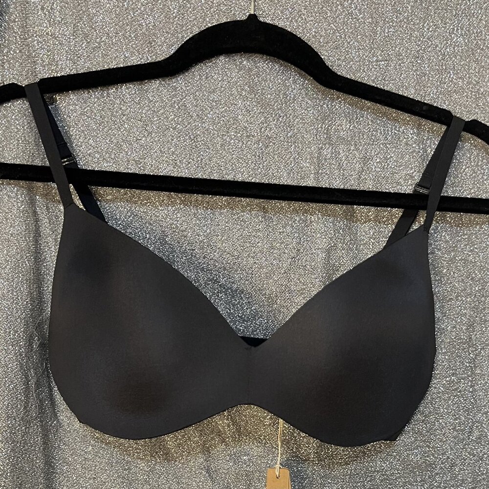 SKIMS Push Up Plunge Bra, multiple colors & sizes, new with tags
